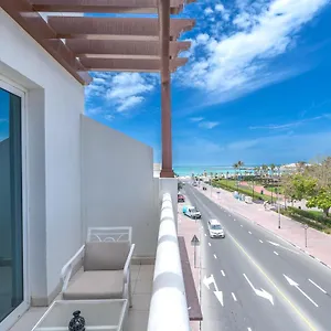 Walk Boutique Jumeirah 3* Dubaj